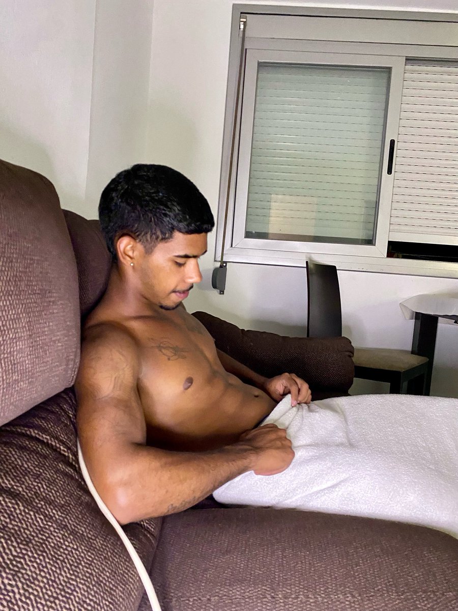 escobarandy19's tweet photo. Vienes o voy? 😋 https://t.co/OGRT4DqwXh