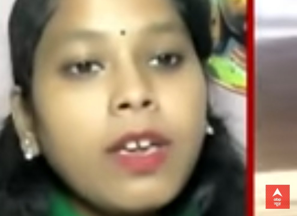 मनुस्मृति तूने फाड़ी चल कोई बात नहीं तेरे अनुसार मनुस्मृति में महिलाओं के खिलाफ लिखा है मगर नीली कबूतरी कुरान कब फाड़ेगी क्योंकि उसमें तो महिला को खेती कहा गया है ।