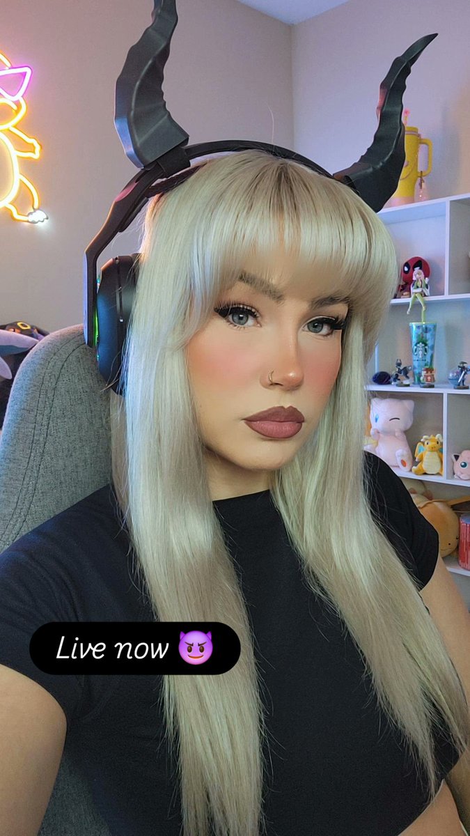 JennAzrael tweet media