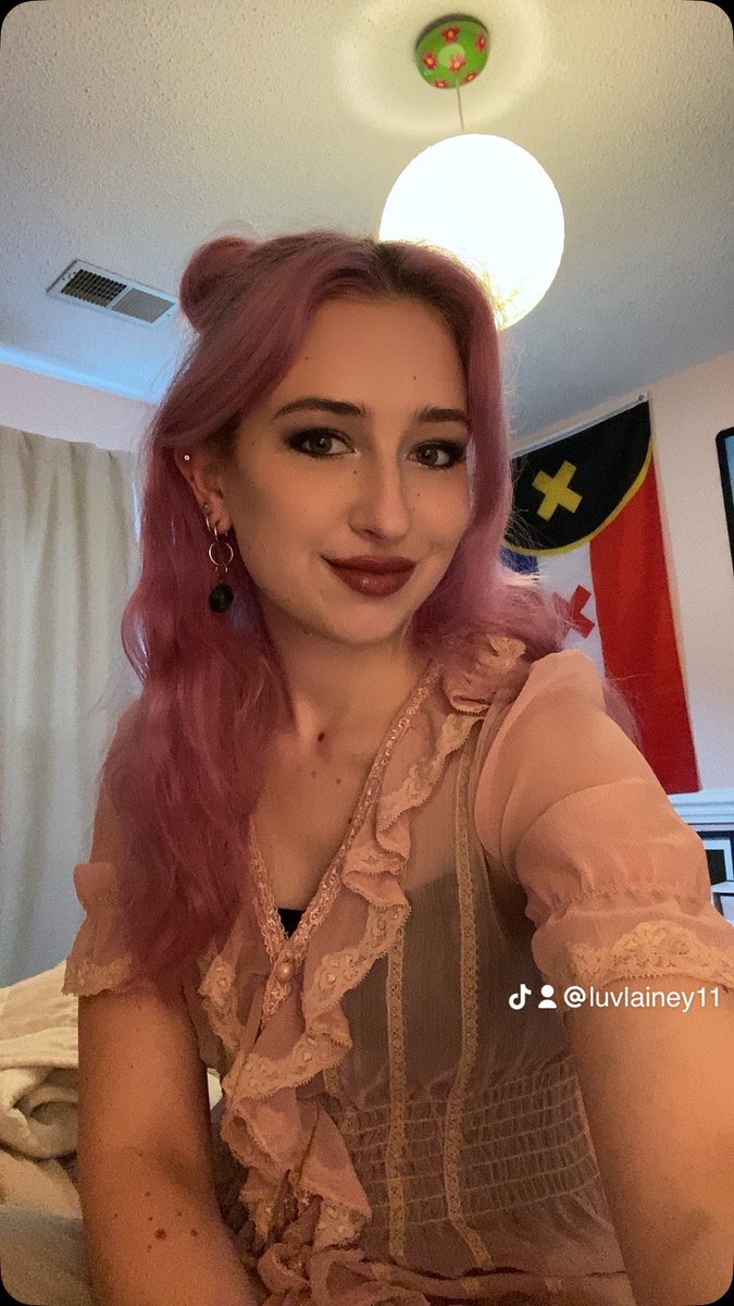 working on a c!niki cosplay :3 y’all got any inspo or recs you think i should incorporate into it? :)