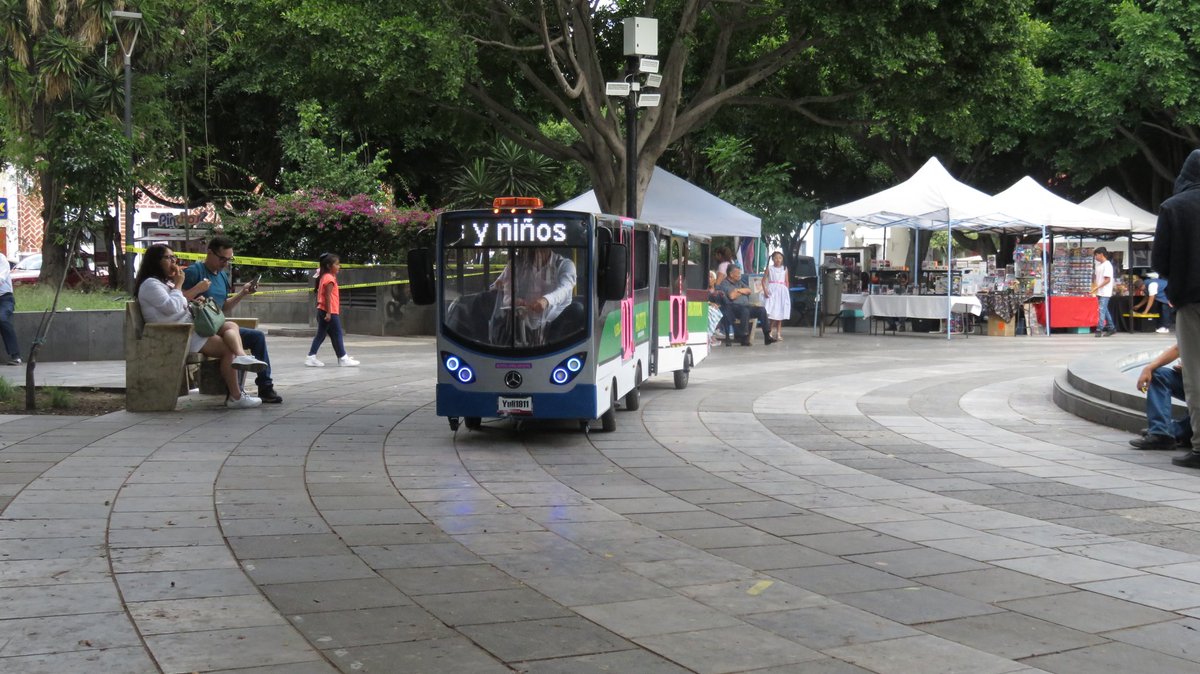 larevista_unica's tweet photo. #Entérate || Diversión para niños y niñas con el "rutita", en el Parque del Carmen.

@RUTA_Puebla

#fotogalería #galeríaúnica #Puebla #ruta #rutita #parquedelcarmen

Fotos: Miguel Ángel Huerta @Titomino #único 📸 https://t.co/sVZhcX79GK
