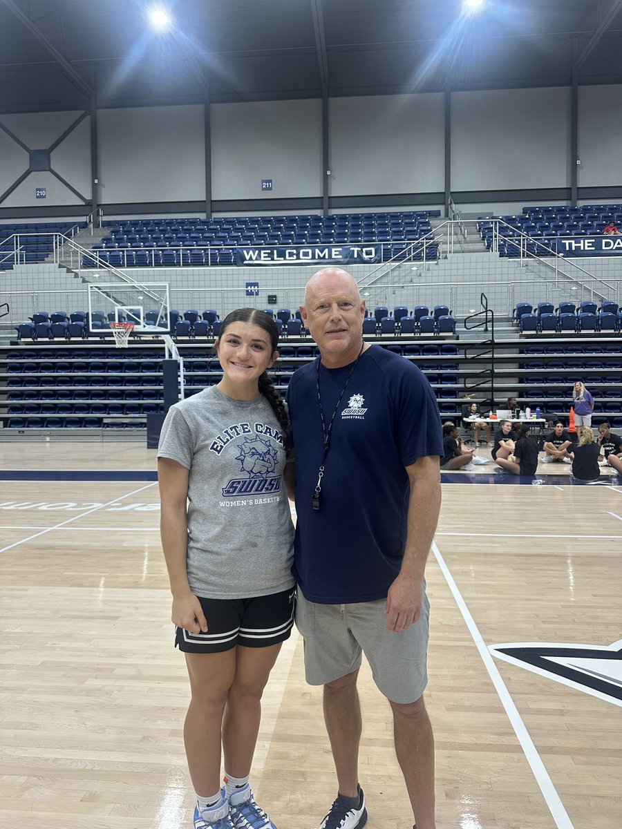 Had a great time at <a href="/SWOSUW/">SWOSU Women’s Basketball</a> Elite Camp! Go Dawgs!💙<a href="/James_Bagwell23/">James Bagwell</a>
