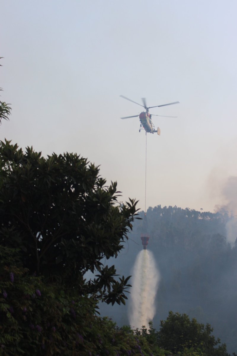 FeezOnly's tweet photo. 🔥Após o incêndio em Mondim de Basto, as autoridades continuam a monitorar a situação. Solidariedade para a comunidade local afetada. #MondimDeBasto #Portugal https://t.co/aVfzTLOwtt