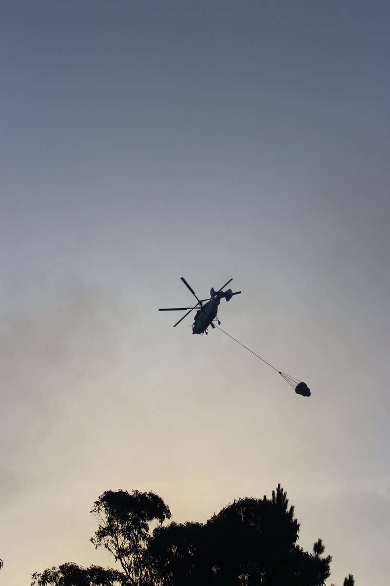 FeezOnly's tweet photo. 🔥Após o incêndio em Mondim de Basto, as autoridades continuam a monitorar a situação. Solidariedade para a comunidade local afetada. #MondimDeBasto #Portugal https://t.co/aVfzTLOwtt