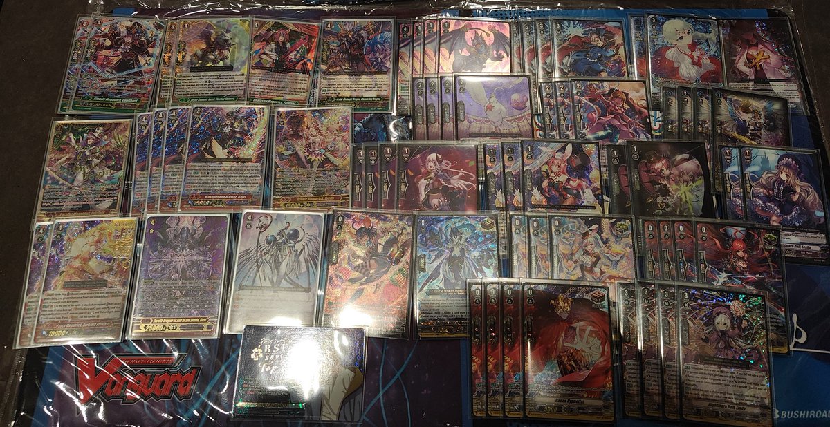 BSF TORONTO 2025 PREMIUM 2ND PLACE

Played crest stage cause I had a bottle of soju and built it

R1 DP✅
R2 Crestless Nui✅
R3 Ezel Loop✅
R4 Crestless Rose✅
R5 Naru✅
R6 Crest Nui✅
R7 Highlander❌

Top 8 Crest Nui✅
Top 4 Highlander✅
Finals Crestless Rose❌
#VGTopDecks