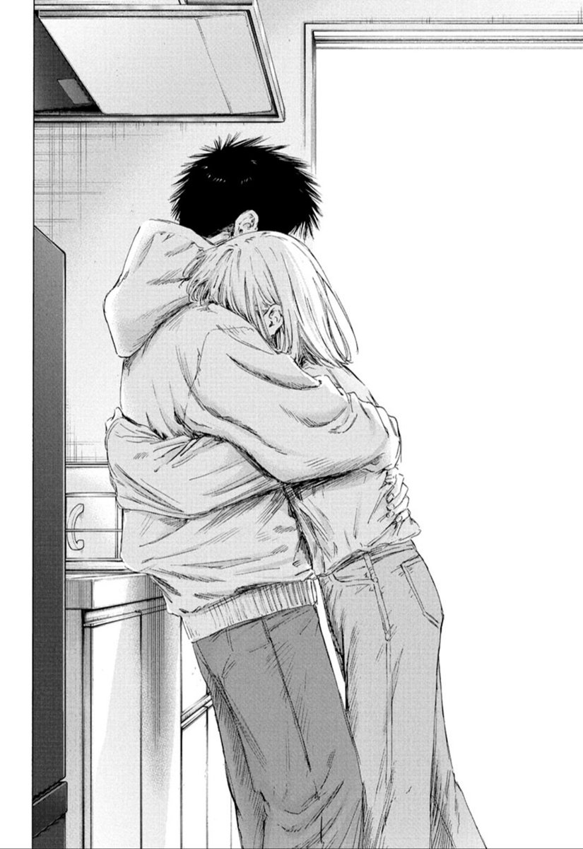 JASgodsSon's tweet photo. Karen is so hilarious, this whole chapter from the commentary, to the third wheeling, and at the end when she forgot her phone. It's so nice to see Chinatsu and Taiki together again it felt like forever.
#Bluebox207
#AoNoHako https://t.co/rlfIwAOV14