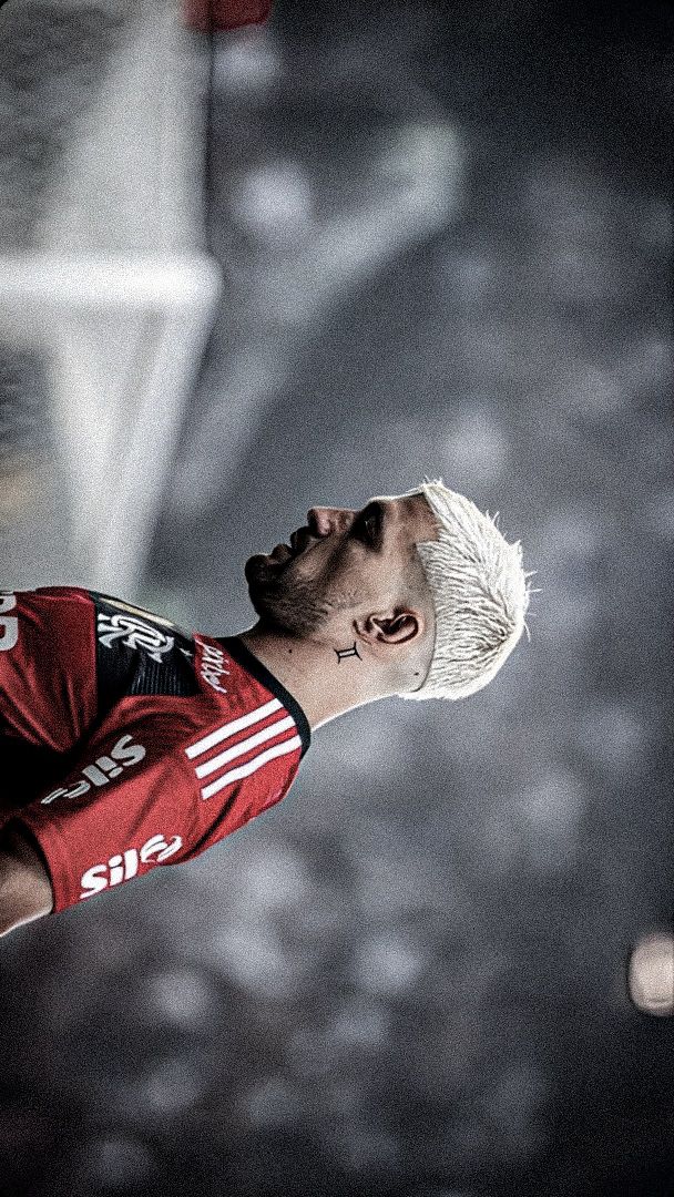 O tamanho de Arrascaeta no futebol brasileiro:

• Recordista de assistências na história do Brasileirão
• Recordista de títulos na história do Flamengo
• 4° jogador com 100+ assists na história do Flamengo
• Estrangeiro com mais títulos na história do futebol brasileiro