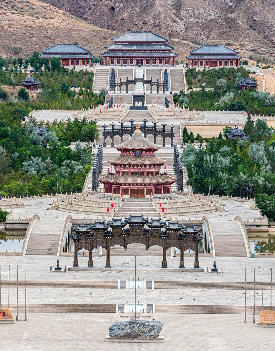 宁夏•吴忠•青铜峡
中华黄河坛