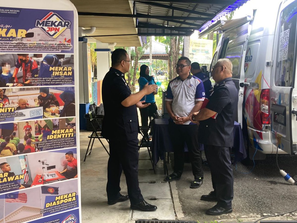 jpnmelaka's tweet image. Program Temu Seru (Outreach) KDN (16 Ogos 2025)
🚐 JPN Melaka dijemput sebagai pempamer &amp;amp; membuka Van MEKAR sempena Program Temu Seru (Outreach) KDN di IPK Melaka. Program berjalan lancar 👍
#JPNMelaka #VanMekar #KDN