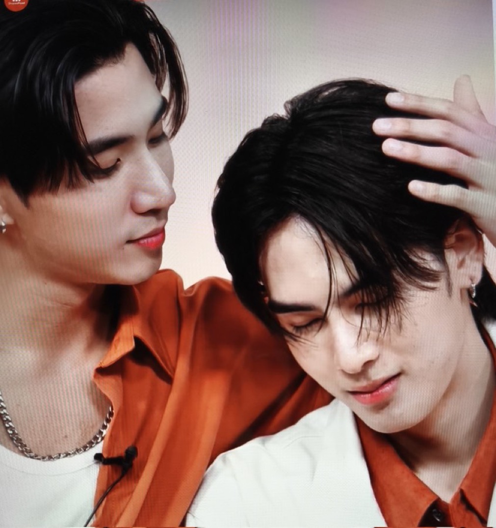 76Born2B's tweet photo. We are "The Glory of PerthSanta"
We are GPS @Ppsanta @perthppe
PERTHSANTA HUNGRY HOURS
#ShopeeFoodxPerthSanta
#PerthTanapn #Santapp
#PerthSanta #เพิร์ธแซนต้า #ShopeeFoodxPerthSanta https://t.co/8ZsIUvwLT4
