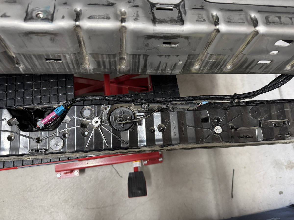 Tom Dillon (@dillont) on Twitter photo <a href="/ogre_codes/">O G R E → Dennis</a> Ok, I successfully relocated the rear camera and FSD is happy. My first location was on the spare tire mount, but the bracket I got off Amazon did not fit and I couldn’t make it fit with modifications. I have an Urander rack and I decided to move the camera to the rear cross <a href="/ogre_codes/">O G R E → Dennis</a> Ok, I successfully relocated the rear camera and FSD is happy. My first location was on the spare tire mount, but the bracket I got off Amazon did not fit and I couldn’t make it fit with modifications. I have an Urander rack and I decided to move the camera to the rear cross