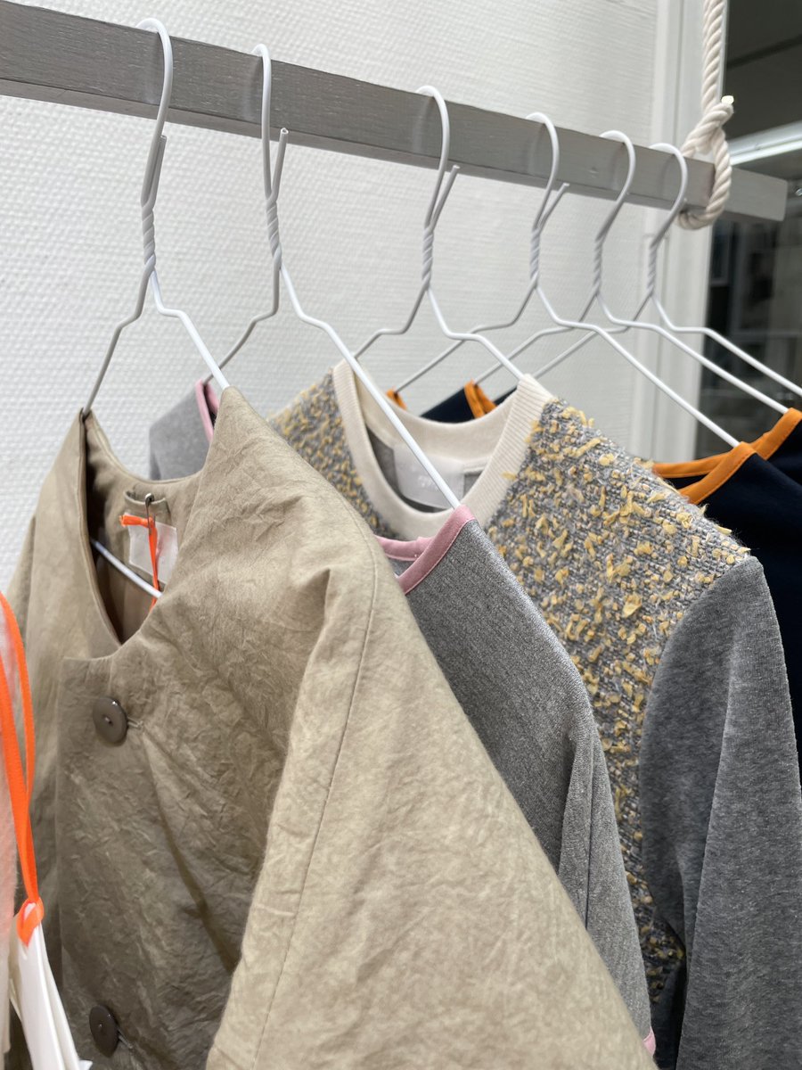 pottenburn's tweet image. 秋冬物を並べました

PAPER ISLAND
nezu × POTTENBURN TOHKII
~8/20水　
Showcase (Spiral1F)　
東京都港区南青山5-6-23
spiral.co.jp
 @SPIRAL_jp 
@neZuneZuneZu 
text @polaris_book_re 
music @vegetablesthe