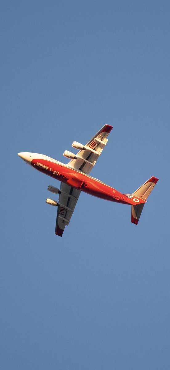 realMrGrimshaw's tweet photo. Huge shoutout to the air tanker crew! Awesome job knocking down the Buckley Draw Fire. 🙌🔥 #utahfire #buckleydrawfire #neptuneaviation https://t.co/I2NZiMIlek