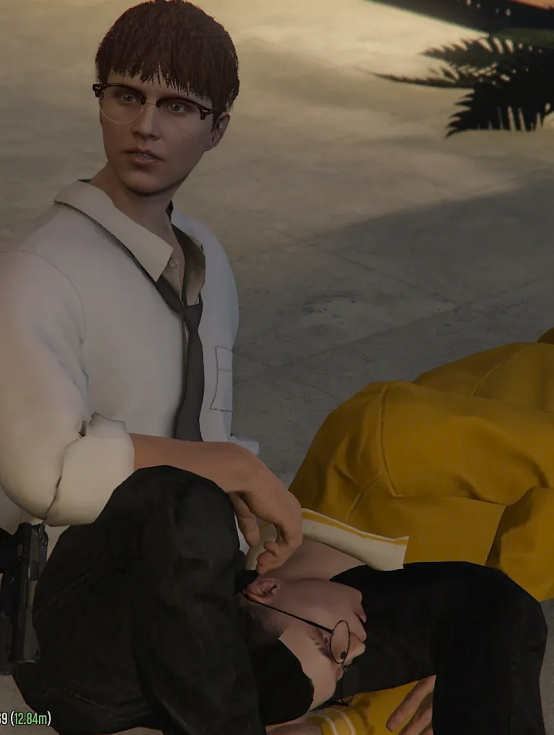 SovereignCityRP's tweet photo. 本日ご紹介するのはこちら！📸
すやすや眠る市民のお写真のご紹介です😴
1枚目は丸まって寝る猫ちゃんに癒されて
寝てしまったのでしょうか？😌
2枚目は膝枕されて寝てしまっているようですね☺️
どちらも安眠出来そうな素敵なお写真ですね❣️
皆さんもしっかり睡眠しましょう⭐️
#SovereignCity 
#GTARP https://t.co/7tplgTbtpU