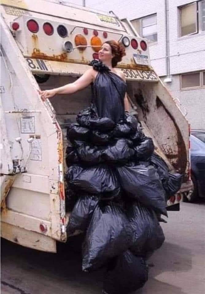 لما تكون عايشه الدور وهي اصلا شخصيتها zباله..🙂🤣 #صباح_الخير