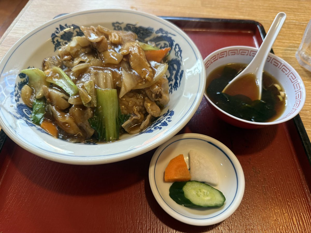 お腹が空いたので中華丼！