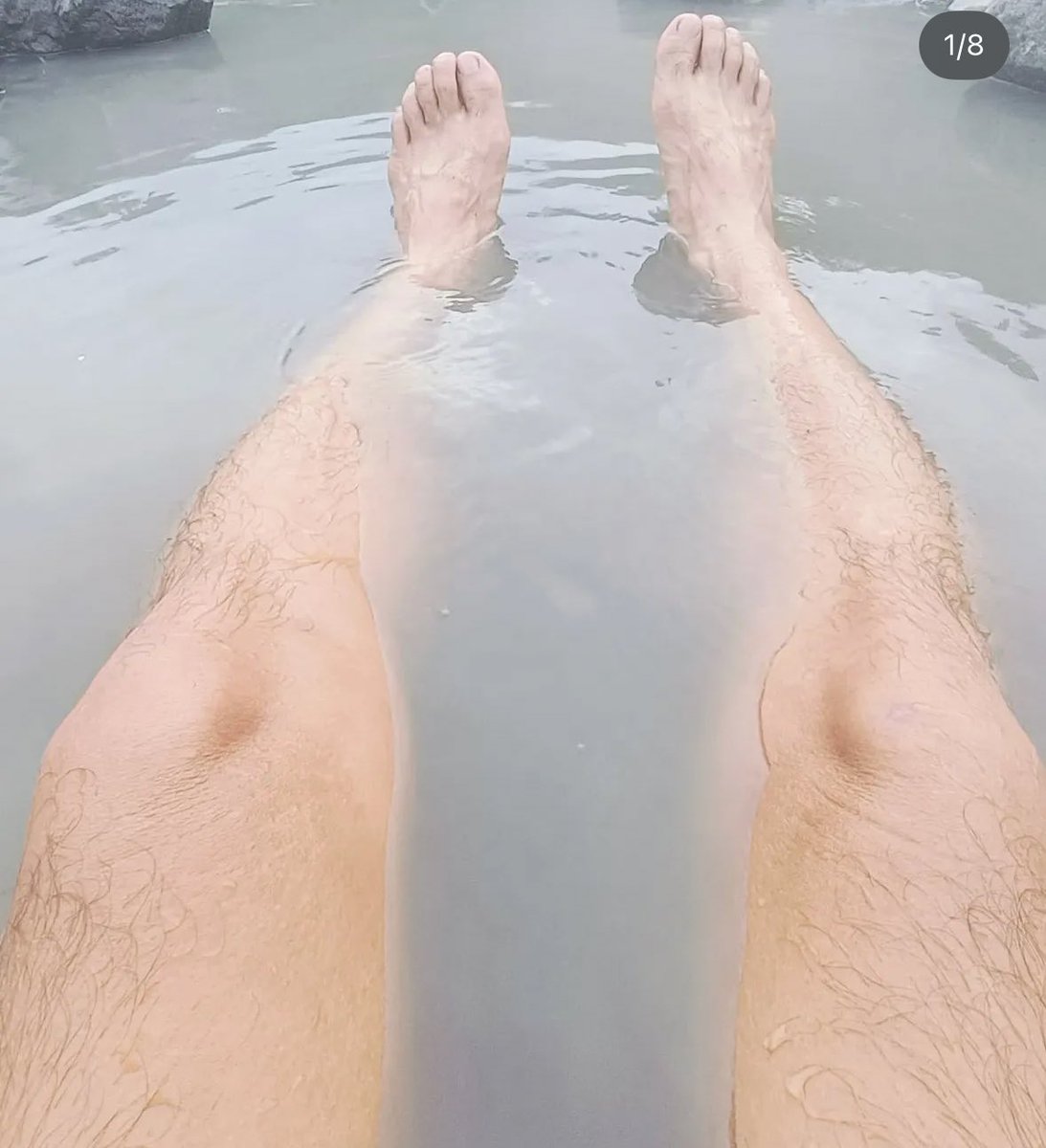 這位大叔腳是我的天菜
超性感的
腳底也夠粗厚
腳趾也超性感