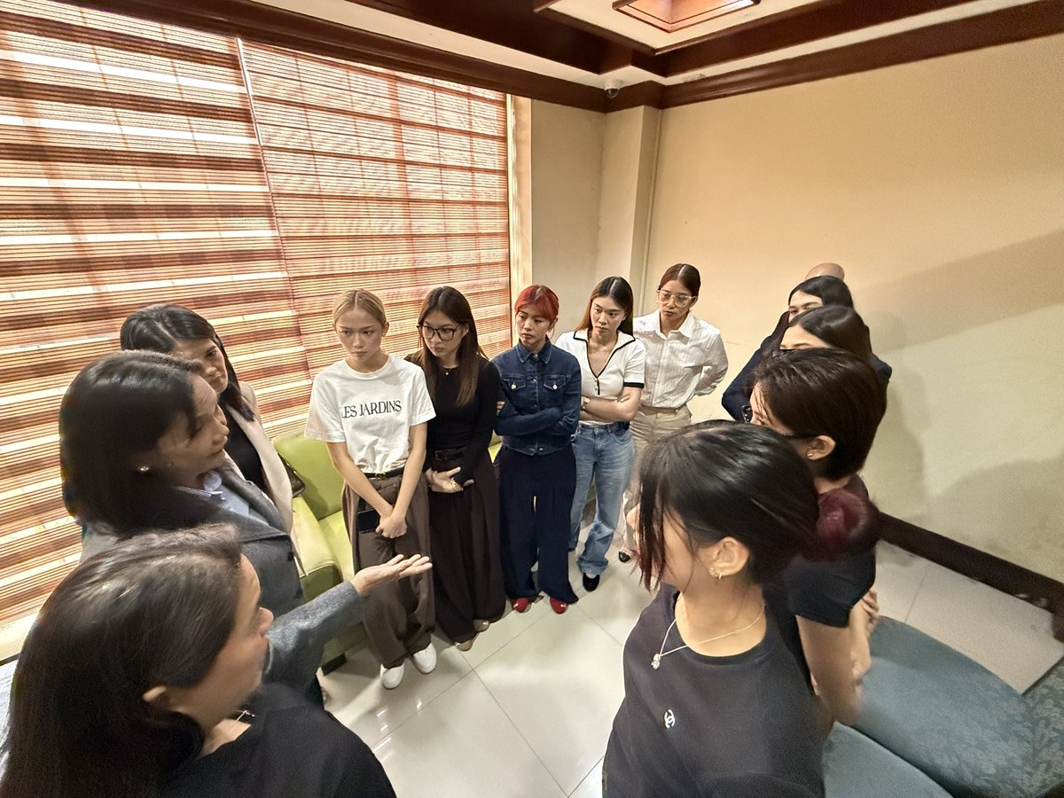 mjfelipe's tweet photo. If found guilty, respondent might face imprisonment.
"Penalty is here is not that small ha. It's prision mayor, which is imprisonment of six years and a day to twelve years. And on top of that I'd just like to add, we also are asking damages in the amount of 1 Million (pesos) for each girl."