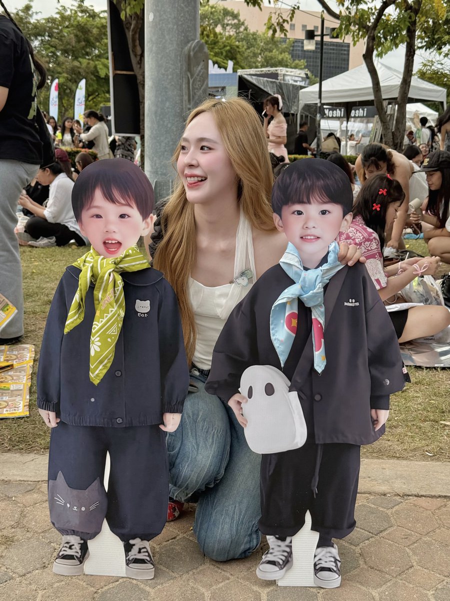 🎀(´∀｀)♡

#THEDREAMSHOW4_in_BKK 
#NCTDREAM_THEDREAMSHOW4_in_BKK 
#NCTDREAM_THEDREAMSHOW4_BANGKOK