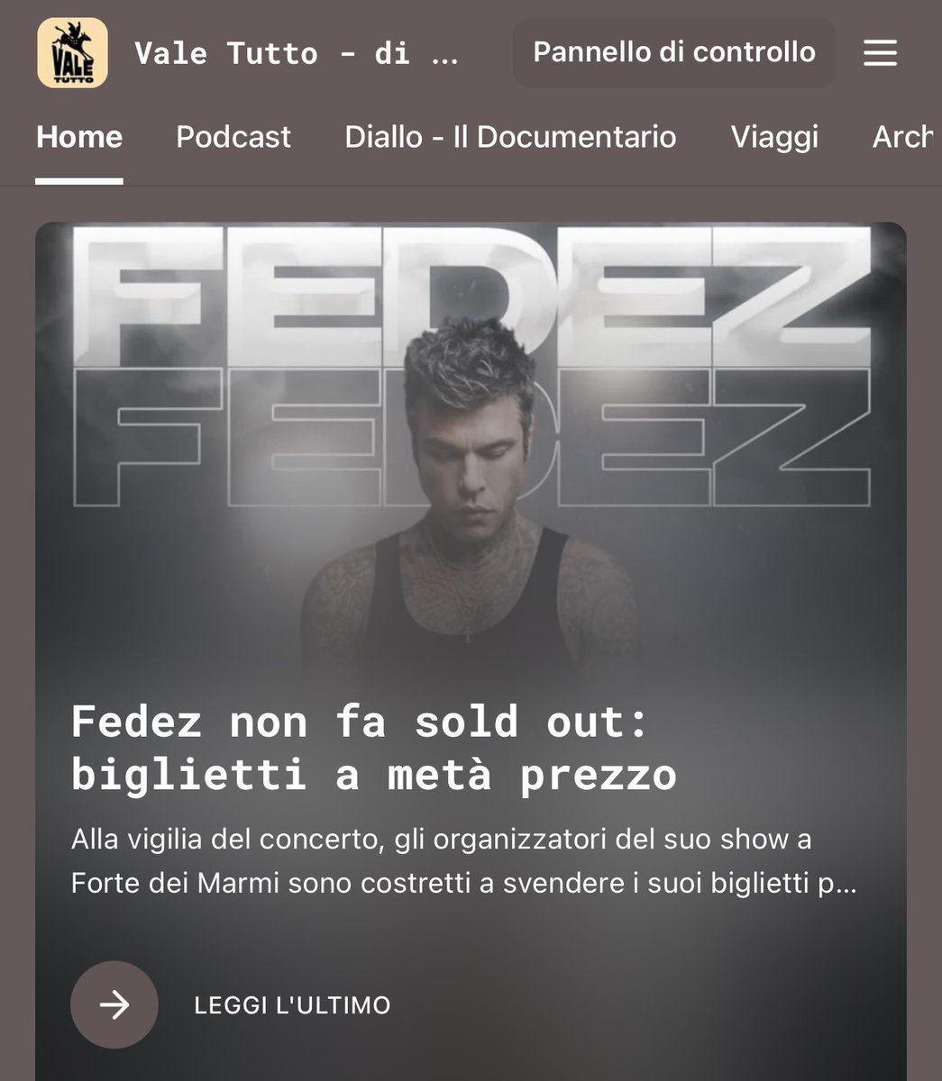 stanzaselvaggia's tweet photo. Fedez aveva appena finito di perculare Elodie e il suo sold out a San Siro, ed ecco che gli organizzatori del suo concerto a Forte dei Marmi sono costretti a vendere a metà prezzo i biglietti del suo show di domani. https://t.co/AJzB4cYroG https://t.co/A6MyZJeyak