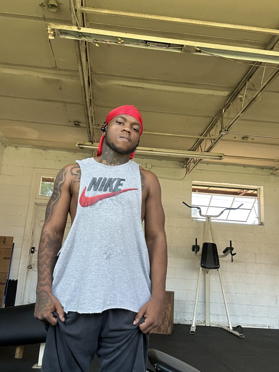 51🚶🏿 tweet media