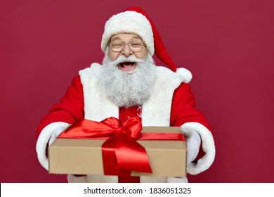 santabutcool11's tweet photo. So who was gonna tell me there's more photos with the same Santa actor? https://t.co/qGXS4ad6GA