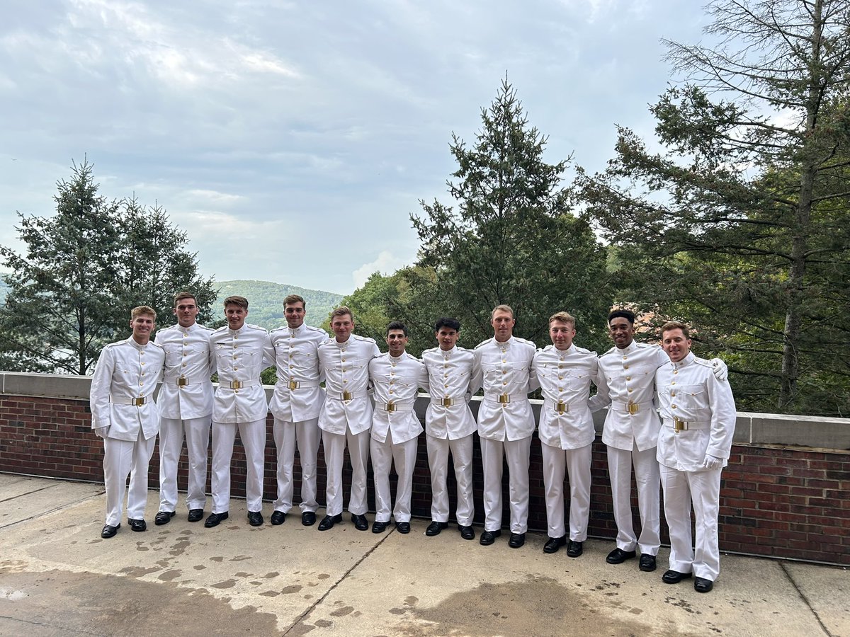 ArmyWP_Hockey's tweet image. Congratulations to our Cows on their Affirmation to the Army!

#GoArmy