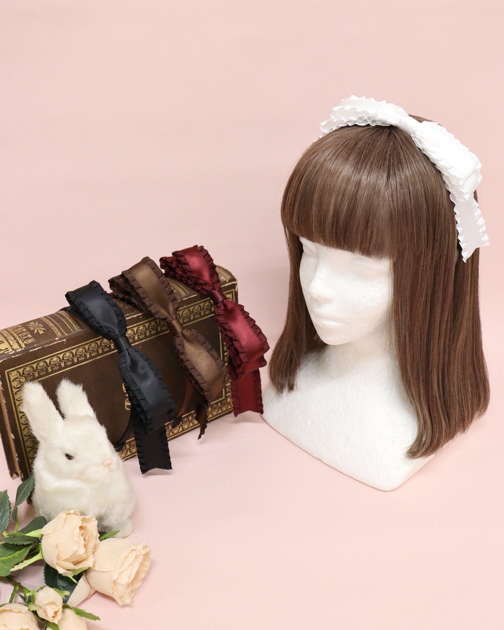 【新品】Amavel　トリプルリボンカチューシャ(ブラック) 2025年最新】Amavel カラー：ブラック系 ヘアバンド