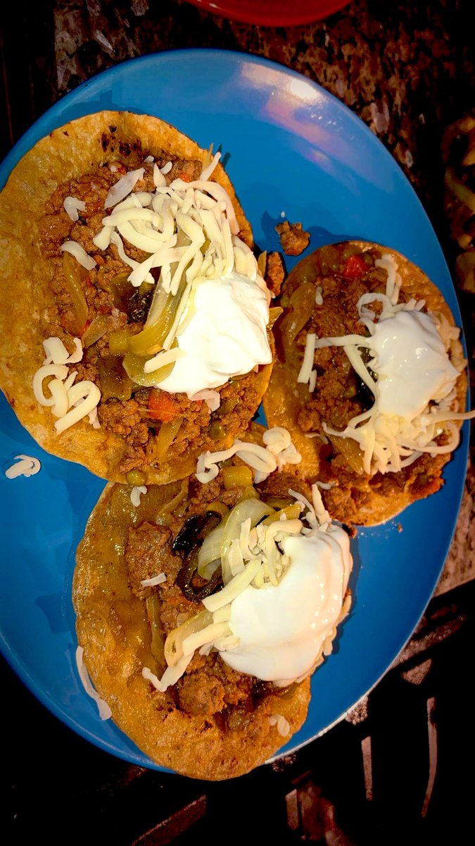 SueHappy3's tweet image. Grown women with their shit together! 

Only have “beef” on tostadas! #Homemade #Dinner 

😘💋😚😗😽  #Sis