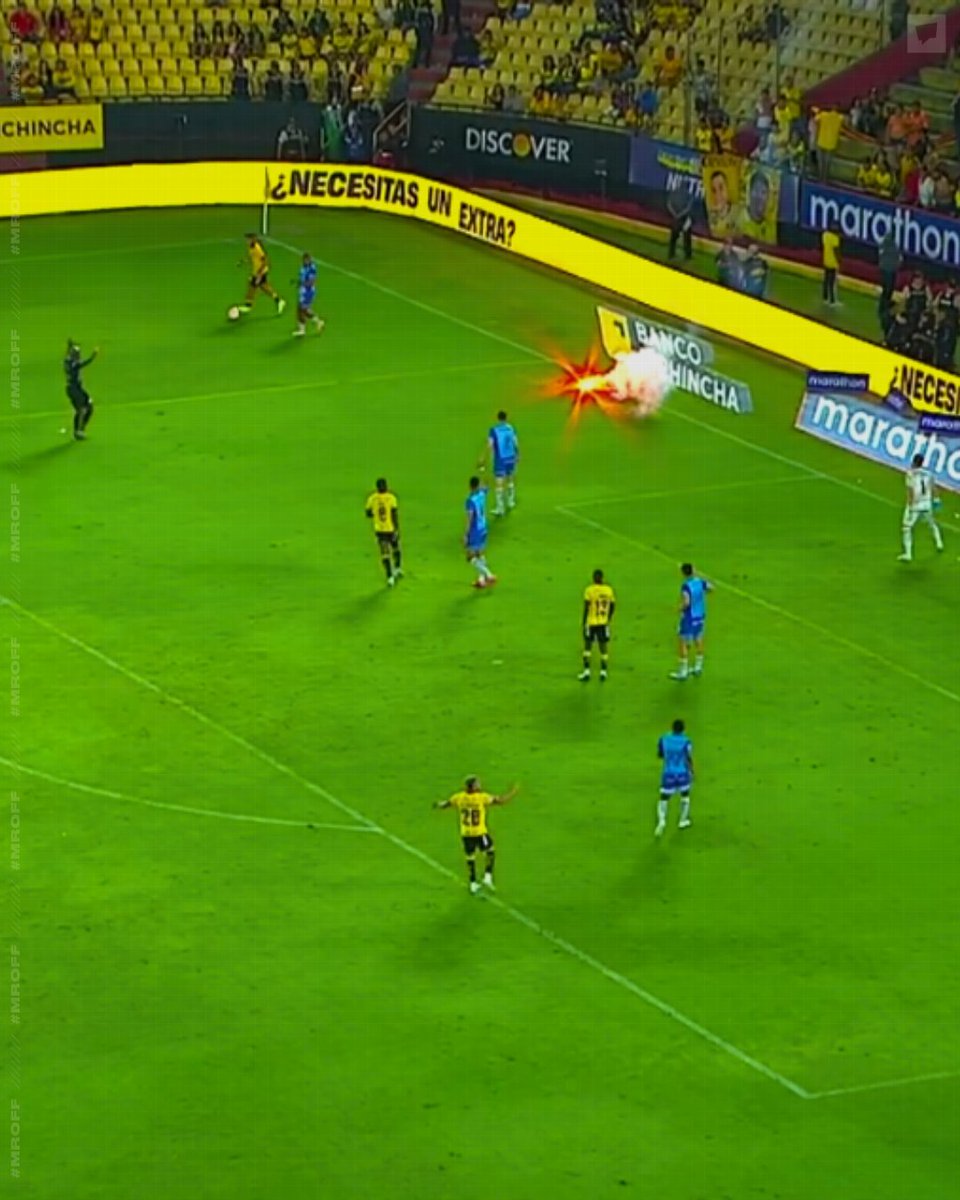 MrOFFSIDER's tweet image. Bengala a la cancha y MULTAAAAAAA