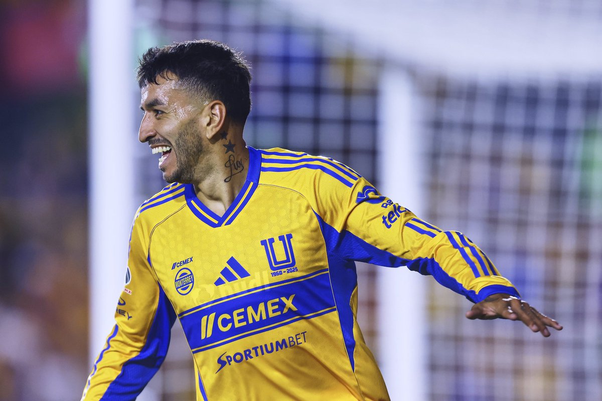 Goles en Liga MX 2025

Lucas Ocampos 2 /// Ángel Correa 1