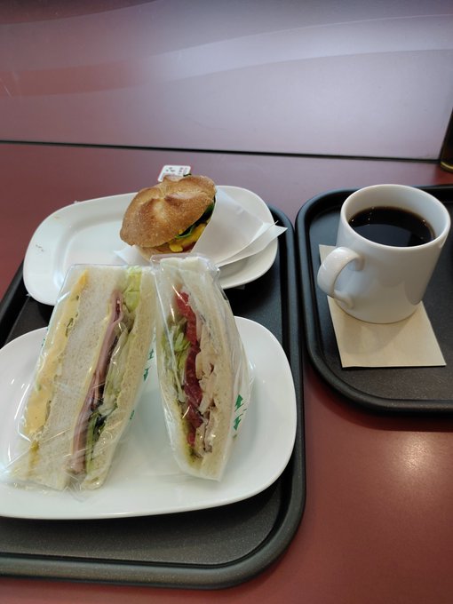 ๆใใใใ
ใในใจใใฃ