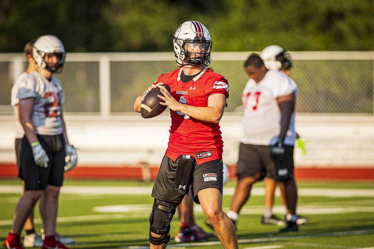 Zach Davis tweet media