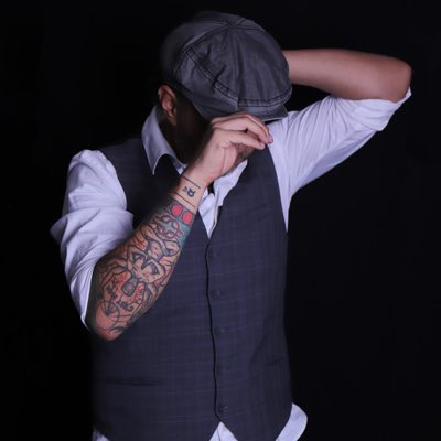 rodrigoivan85's tweet photo. #NuevaFotoDePerfil https://t.co/nIMavizI6t