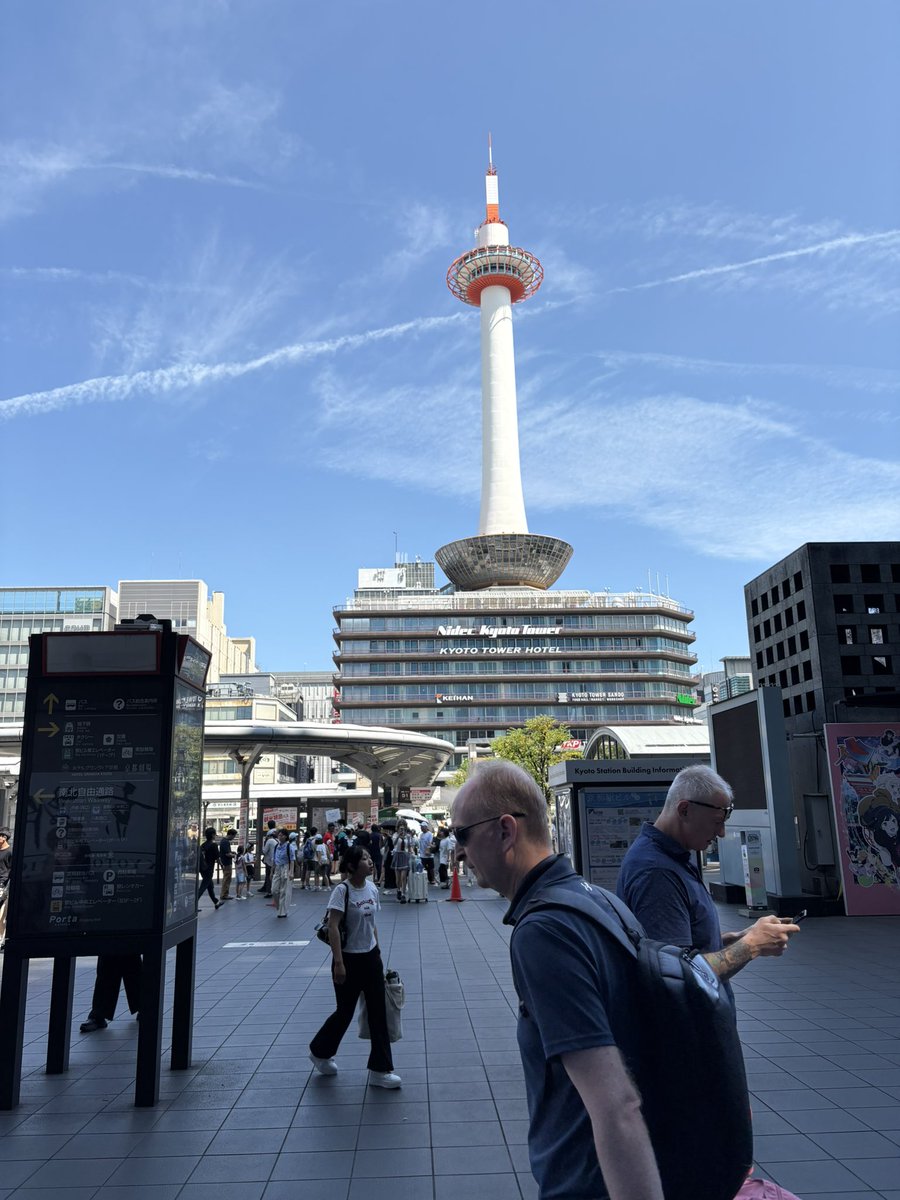 3bonsugi_r's tweet photo. いま京都にいます https://t.co/8dGSHmwFUD