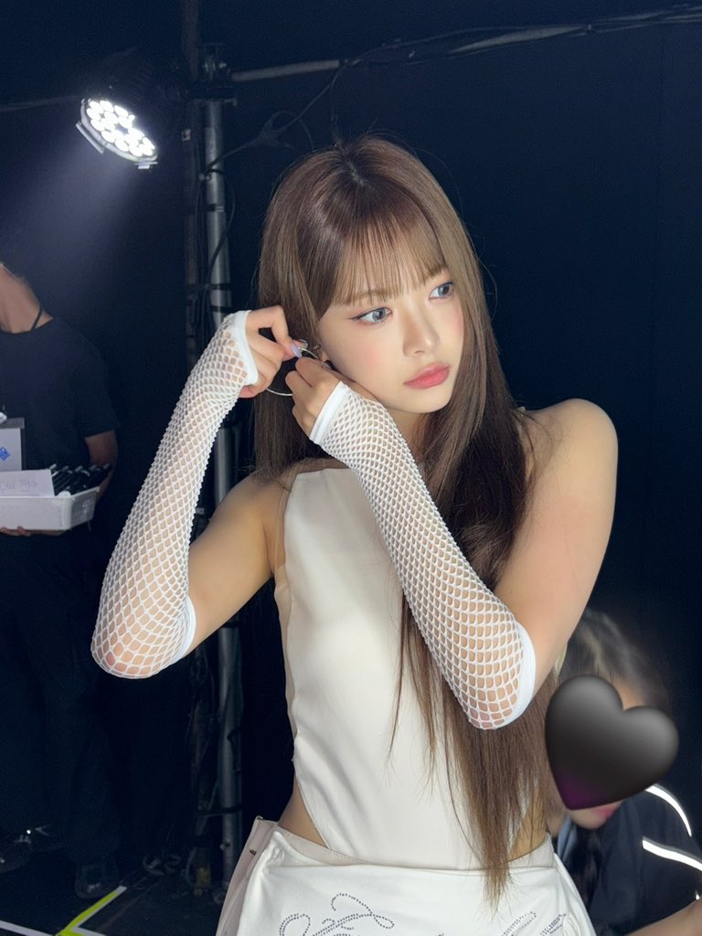 ルセラフィム ウンチェ HOT 中国 一直娱 yzy2.0 5枚セット LE SSERAFIM
