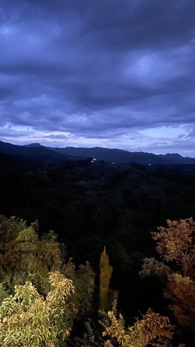 no me voy a juntar con personas q no comparten mis mismos valores❌