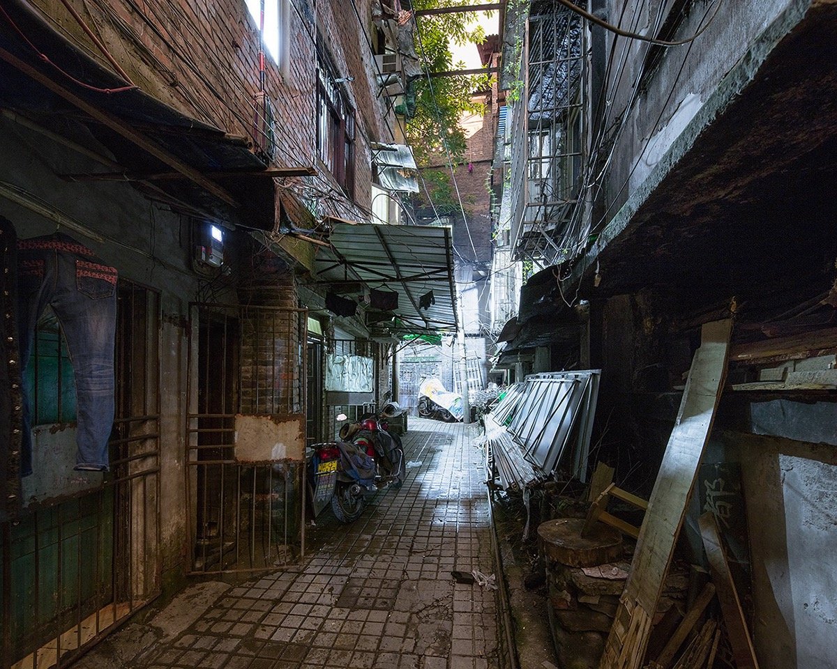 Most people in Chongjing live in conditions no one in Mississippi would tolerate. Lighting up buildings with LED lights doesn't equate to wealth. It's propaganda.