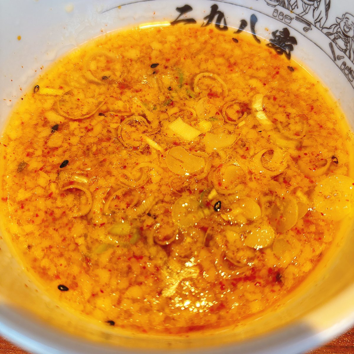 ニ九八家いわせ🍜千葉県市川市
ニ九八家つけ麺（大盛）

旨過ぎ最高😍💯
久しぶりの訪麺✨
暑い日でもズバズバ行けちゃう酸味のあるピリ辛つけ汁と背脂が最高😍
各トッピングも旨過ぎ‼️
相変わらずコスパも最強ですね‼️
卓上のニ九八家醤がまた🤤🤤
朝からありがとうございました✨