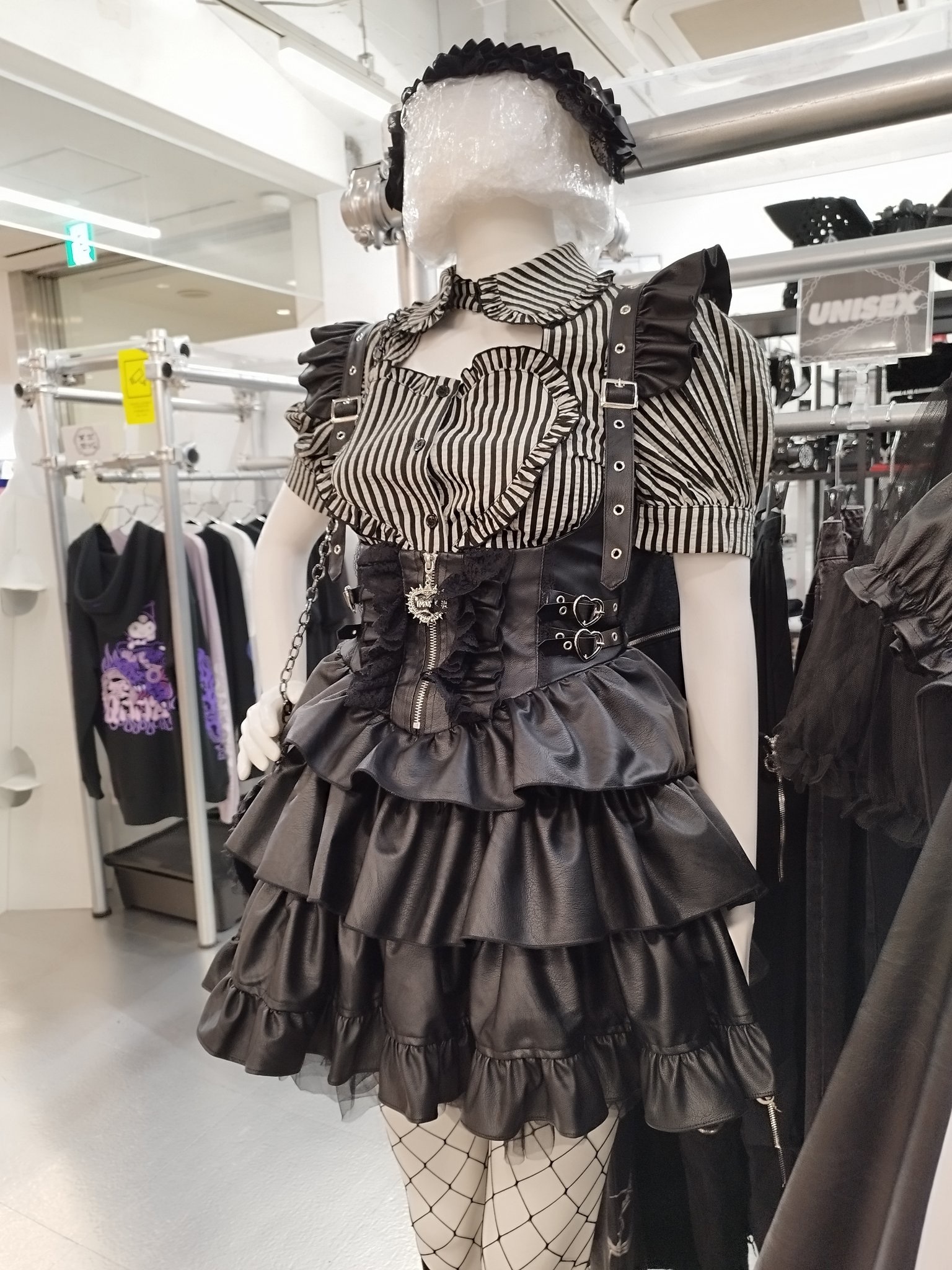 IMVAL / Bloody Dolly Dress クーザ QOOZA QOOZA【クーザ】 (@QOOZA_JP): 