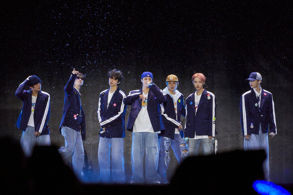 SMTOWN tweet media