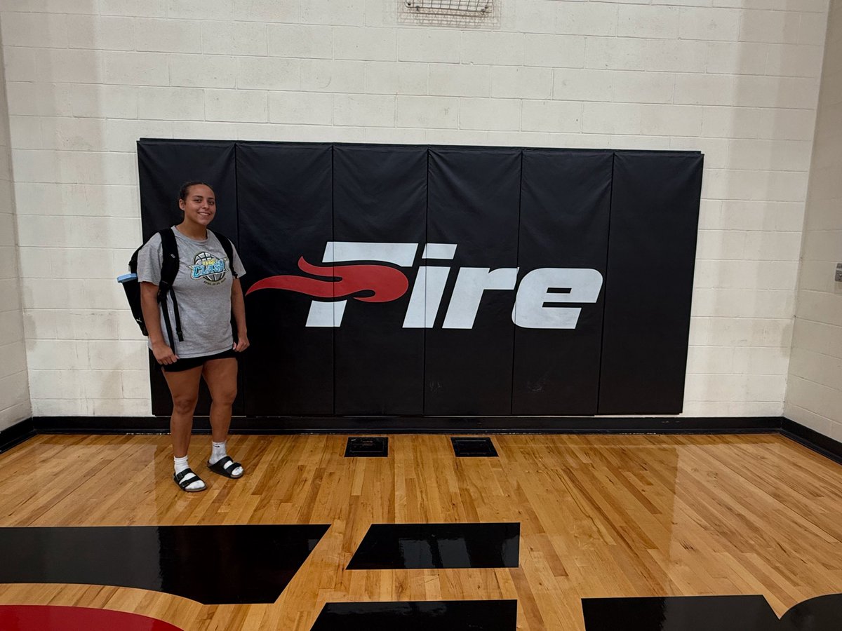 MyaGreene11's tweet photo. Had an amazing time at Southeastern University Basketball Camp! 🏀 Big thanks to the coaches and players for the energy, knowledge, and skill work.  Grateful for the experience!
@JoshuaEpperson @SEUFireWBB @CoachAmber @TampaIgniteGBB @MeanRobg @mikemillsnc @RealCoach_D https://t.co/hltQppOIwZ