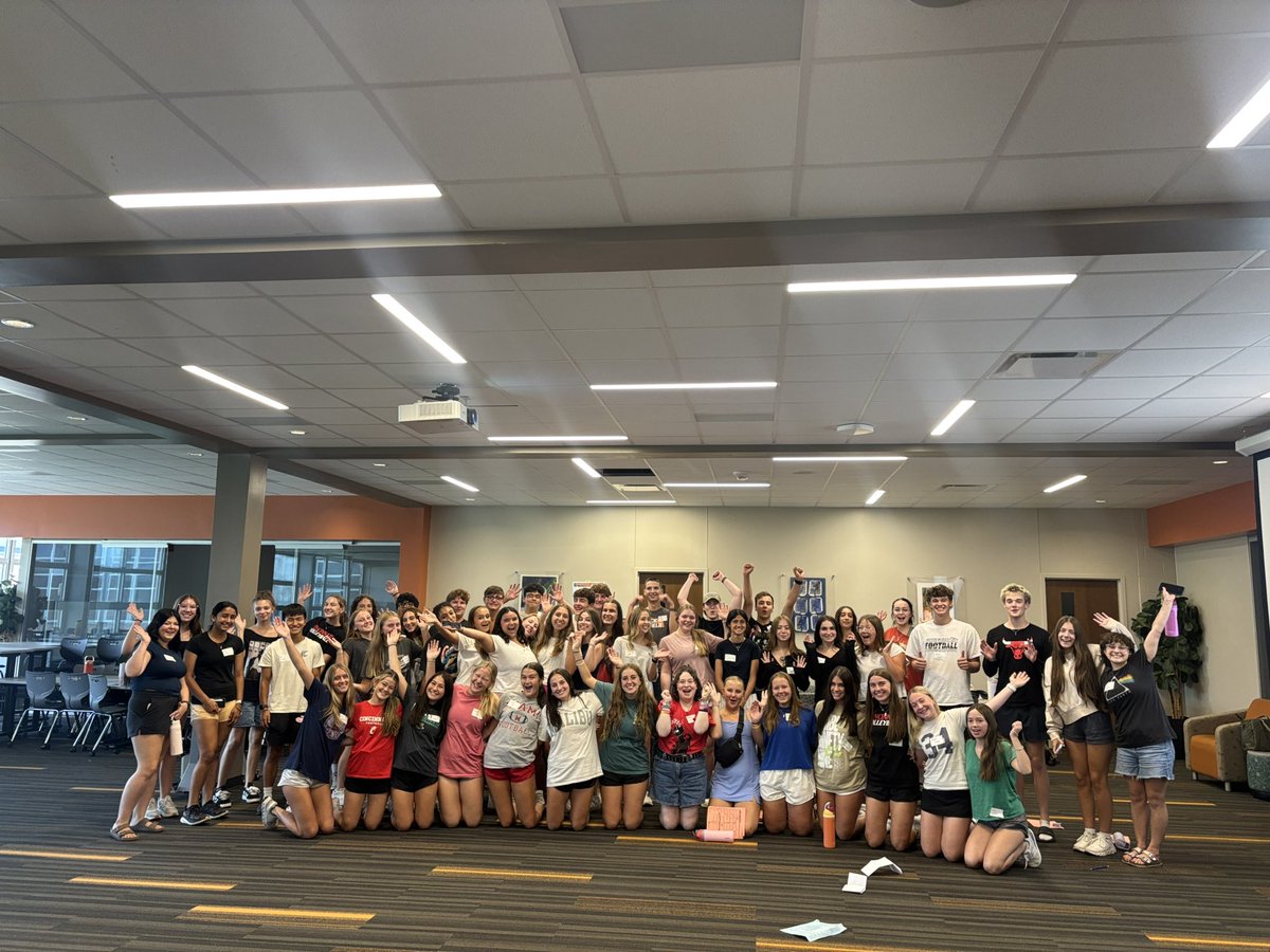 math_otoole's tweet image. Link Leaders are ready to meet the 9th graders on Wednesday!!! We can’t wait for orientation! 

8am-12pm at Anderson - meet in the main gym! 

#YESAND #TOTALSUPPORT #GOBIG #AHSisFAMILY