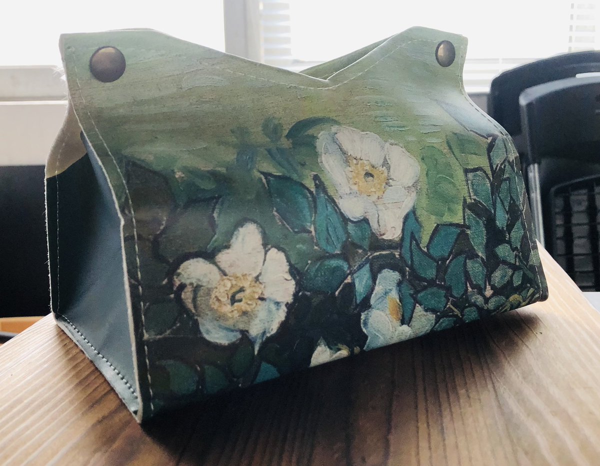 Liongifts2023's tweet image. PVC Leather Tissue Box With Full Screen Digital Printing Logo
MOQ is 200units, welcome to message us to customize logo you need.
WhatsApp: wa.me/8618022179927
WeChat: 86-18022179927
Email: brand@add-gifts.com
#pvc #pvcleather #tissuebox #tissueboxes #digitalprinting