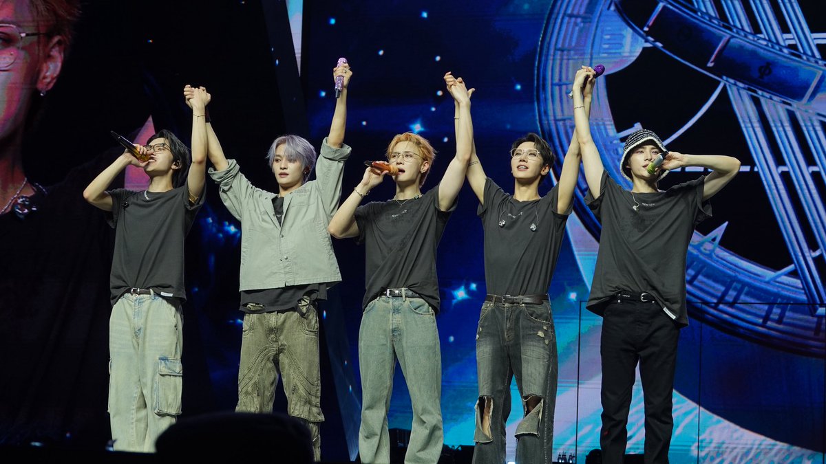 NJ_0742's tweet photo. WayV No Way Out Tour in Nanjing
2025.8.17
#wayv #WayV_NOWayOUT #WayV_NOWayOUT_NANJING https://t.co/wDz0JGuQtE