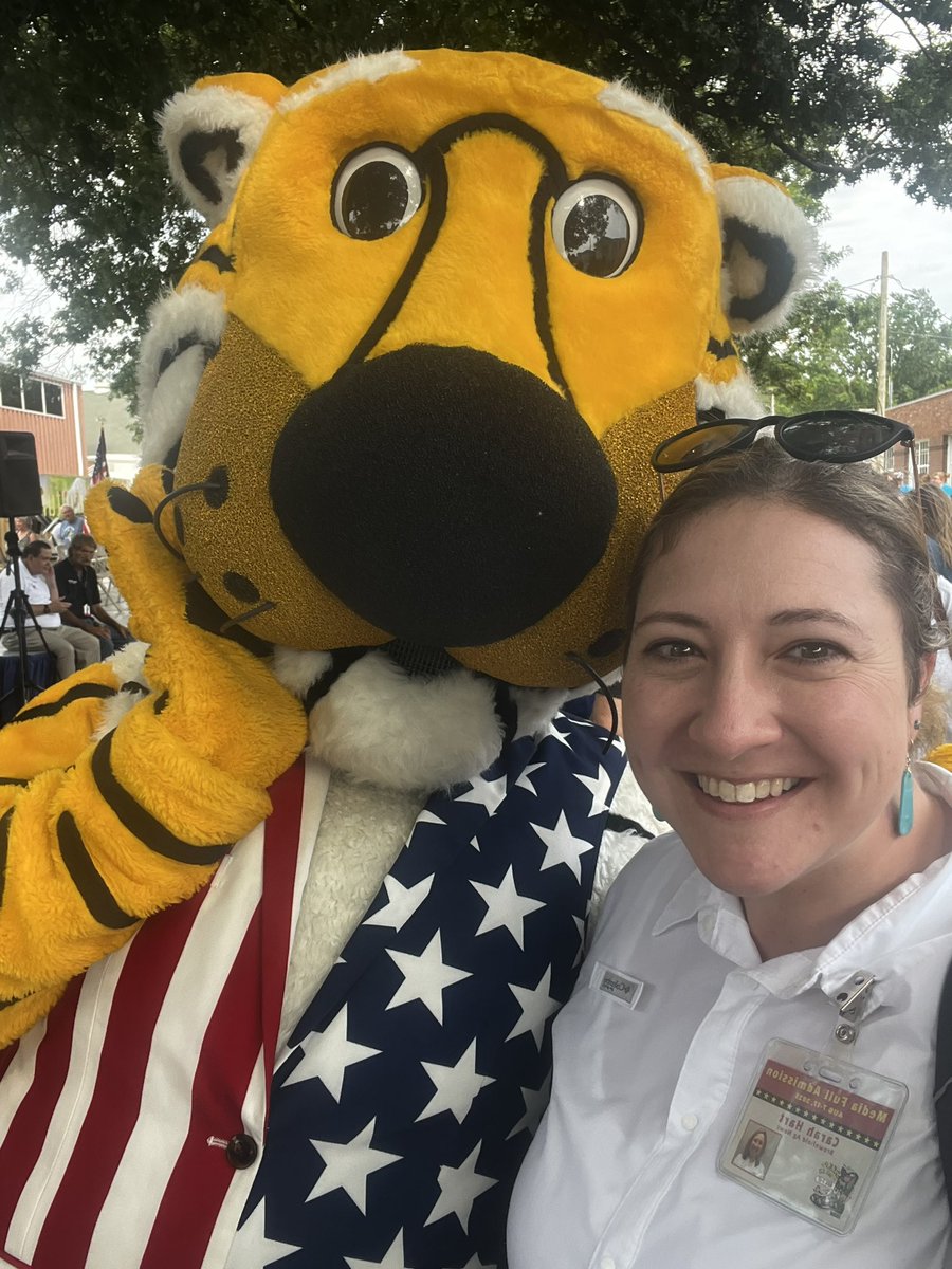 Carah Hart 🎙️ tweet media