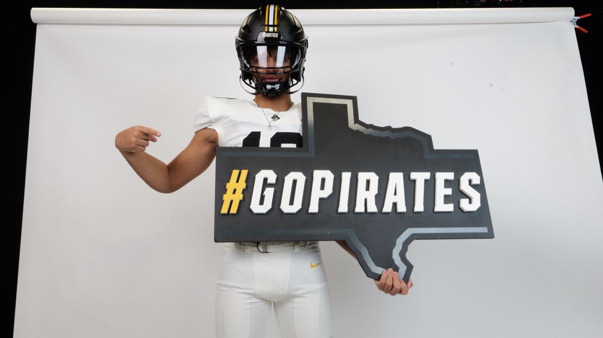 Q_Williams10's tweet photo. After great conversations with @SUPiratesFB and WR Coach John Bishop, I’m happy to announce I’m transferring to Southwestern University with 4 years of eligibility! Go Pirates! 
#ADifferentPath 
@SUPirates @CoachBishopSU2 https://t.co/MRBNFYc3OV