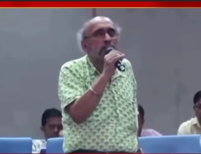 #GodiMedia aur #Andbhakt o dko aur shiko sawal kistara korte hain. Salute hain apko sir ECI kaa pasina nikal diya sawal korte korte.  #paranjoyguhathakurta