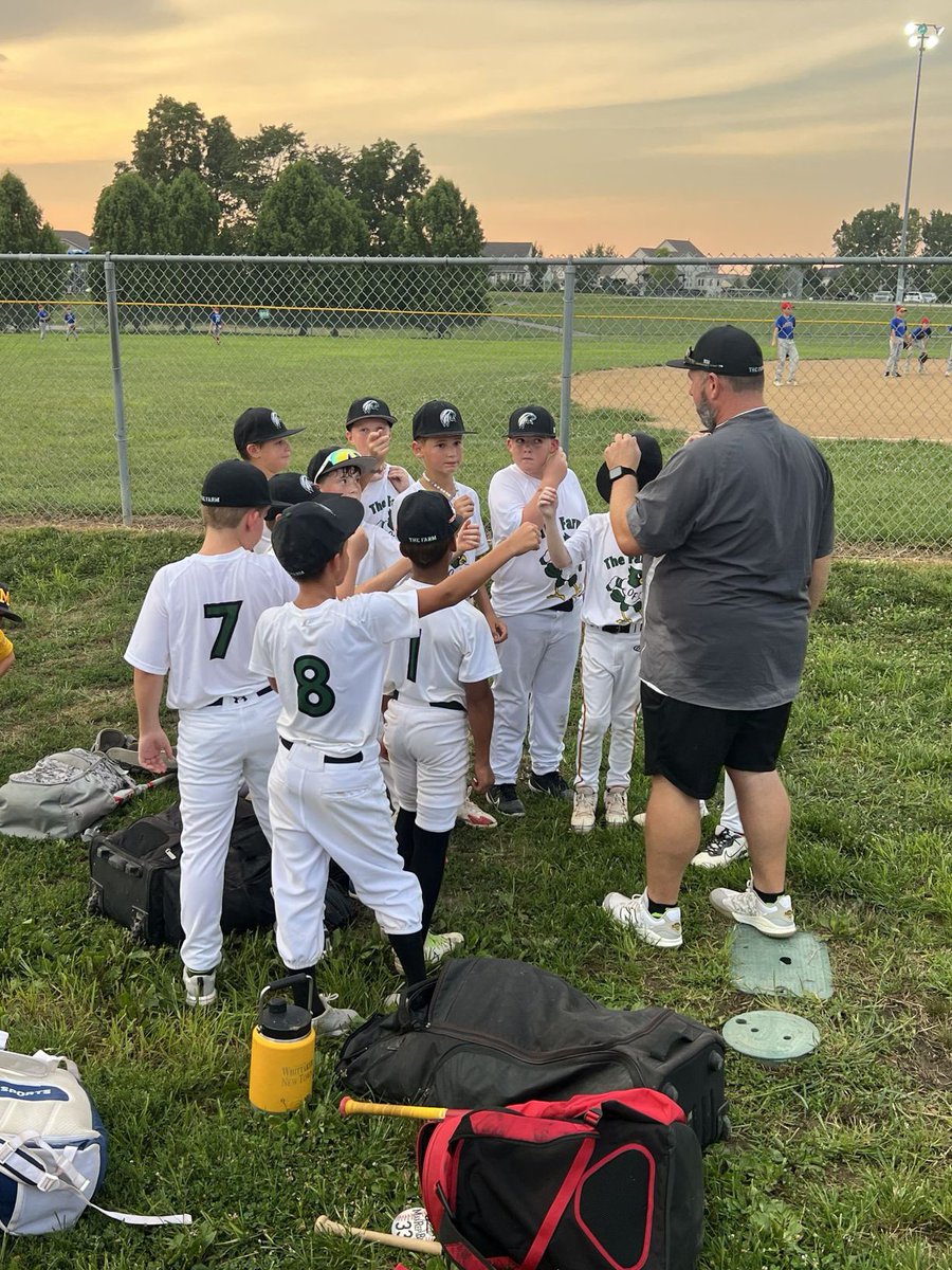 EngineerFish123's tweet image. We played in the 6th grade middle tournament this weekend and finished 2-2 including a walk off win over our rivals St. Charles. Really fun weekend, the future is bright at Orchard Farm!
@OFHS_baseball