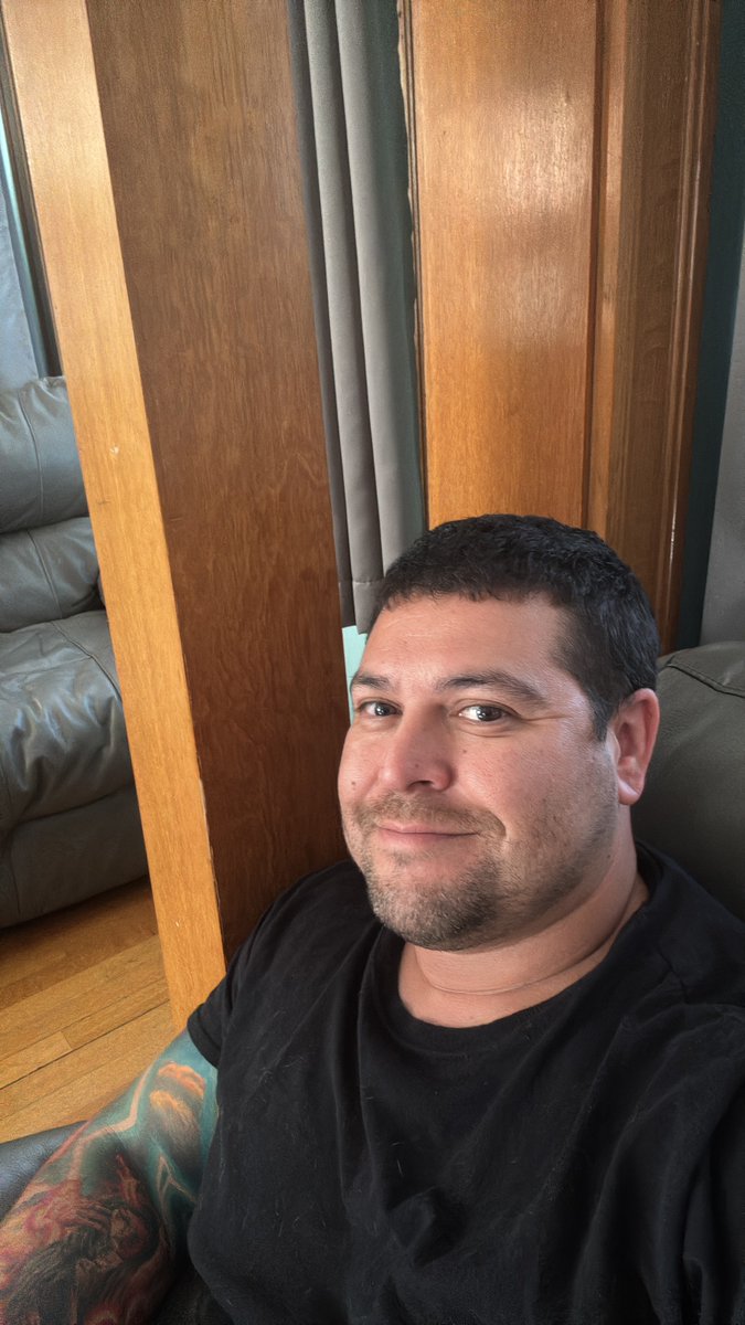 ReyRey (@rey1732128) on Twitter photo 